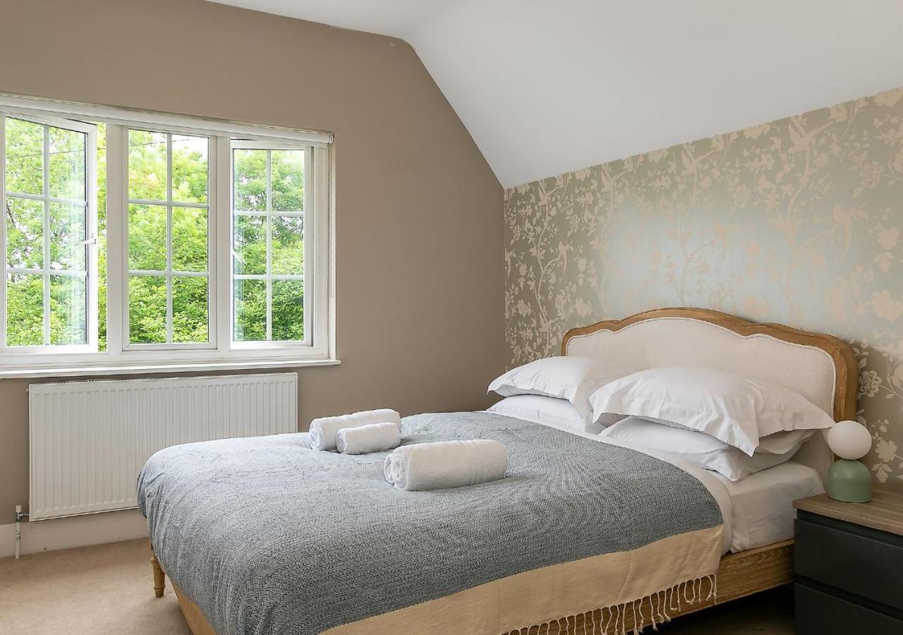 Farm - Stunning 3 Bed With Large Garden! * Beckley (Oxfordshire)